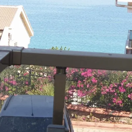 Ege Yeldiz Apartmán